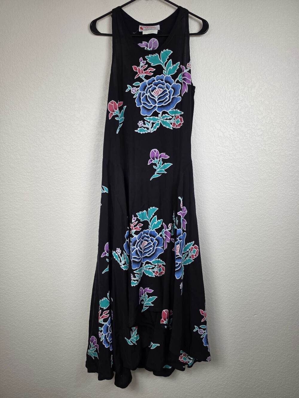 Vintage 1960s Satyuga Black Floral Hawaiian Dress XS